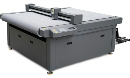 Compact and easy-to-use cutting machine for vinyl and sticker cutting