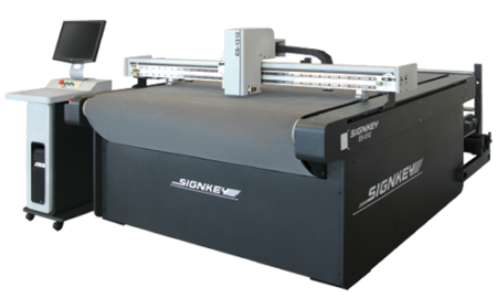 High-speed cutting machine for sticker and label finishing