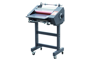 Compact UV DTF laminator FM-380 for film and label finishing